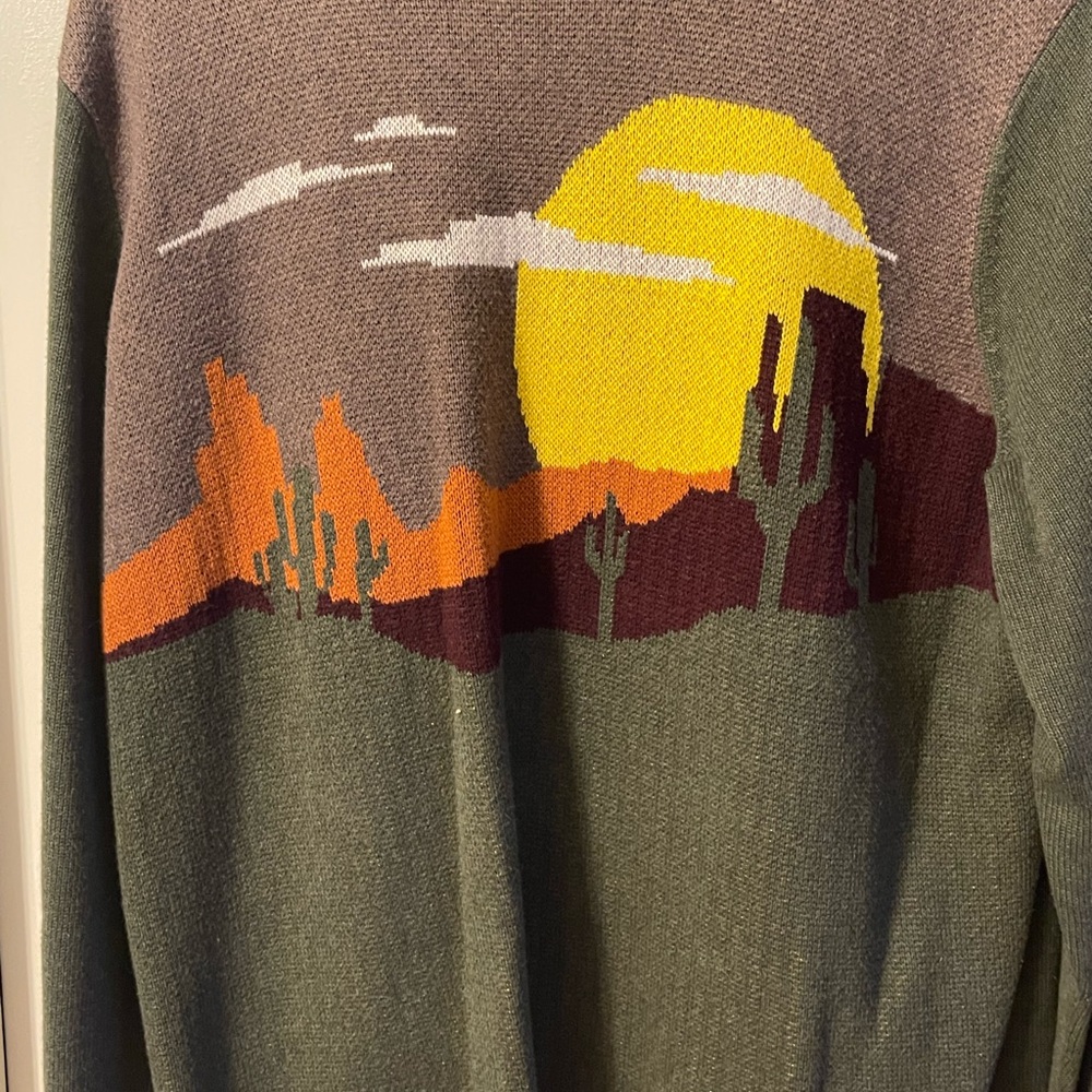 Sweater - Picture 4 of 4